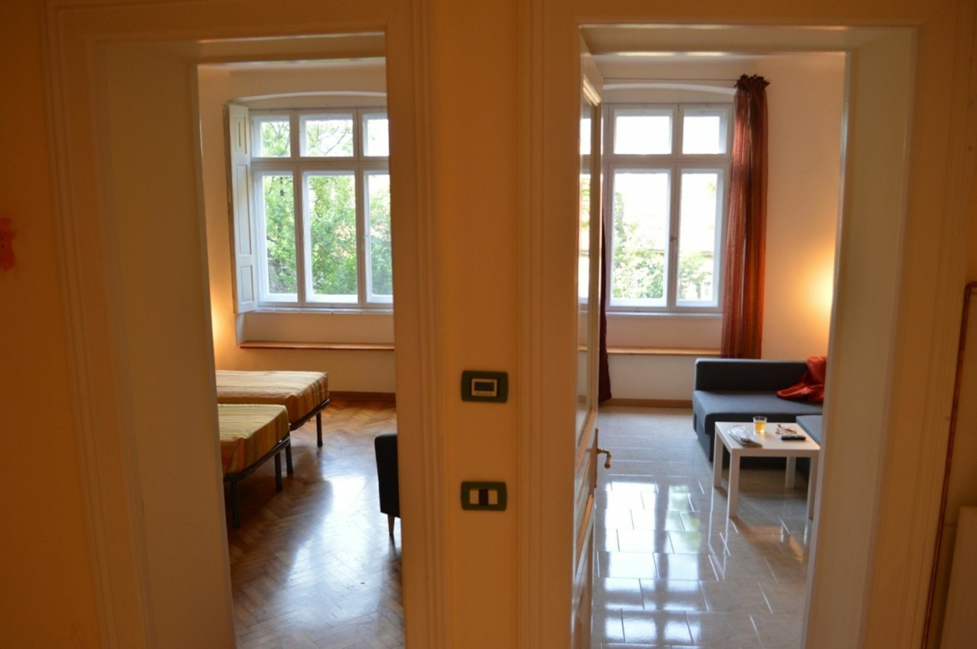 Casa Vacanze All'Angolo ตรีเอสเต ภายนอก รูปภาพ